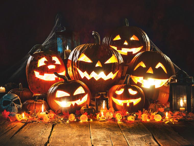 10 maneras de llegar a tus vecinos este Halloween